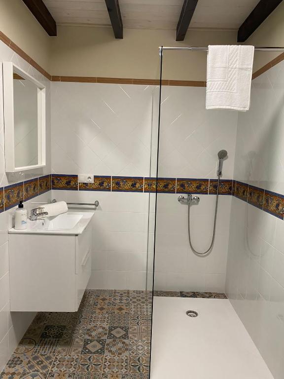 Hostel & Rooms Casa Maia - 18