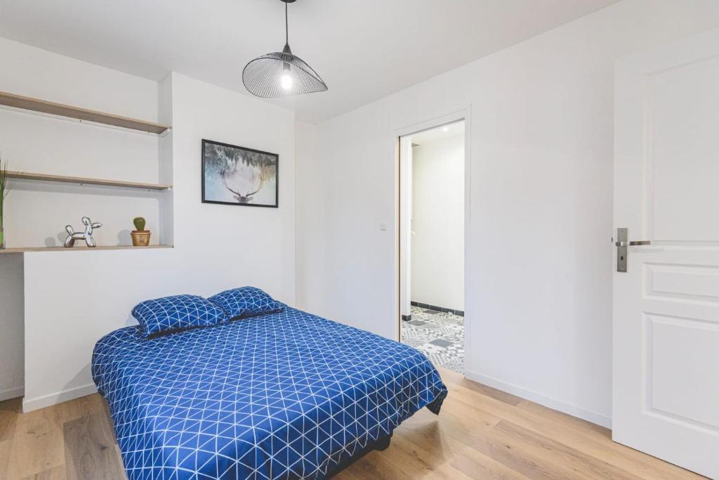 Lumineux Proche Cathédrale - 1