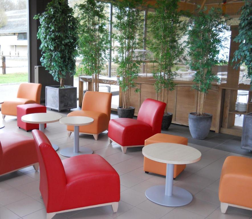Posezení v ubytování Le Relais De La Haute Sambre
