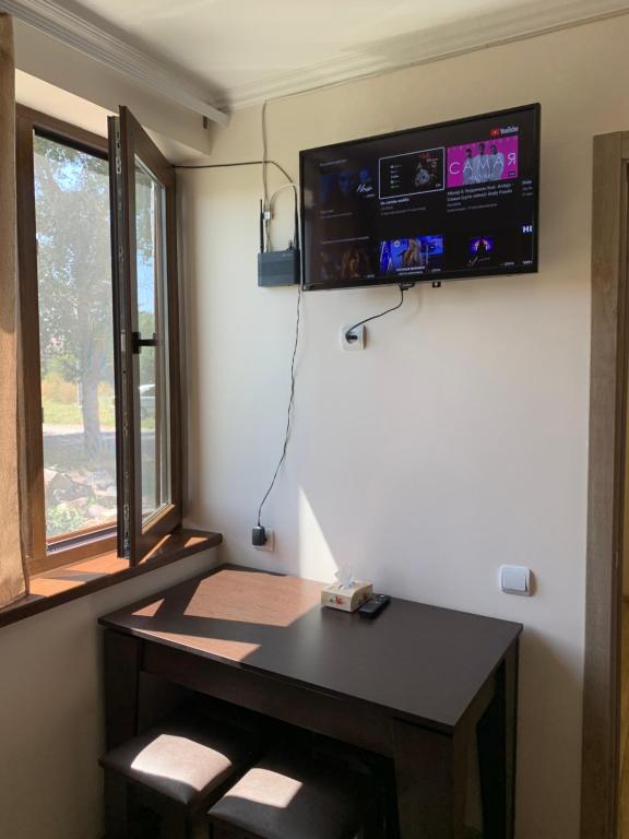TV a/nebo společenská místnost v ubytování Arman's House Sevan