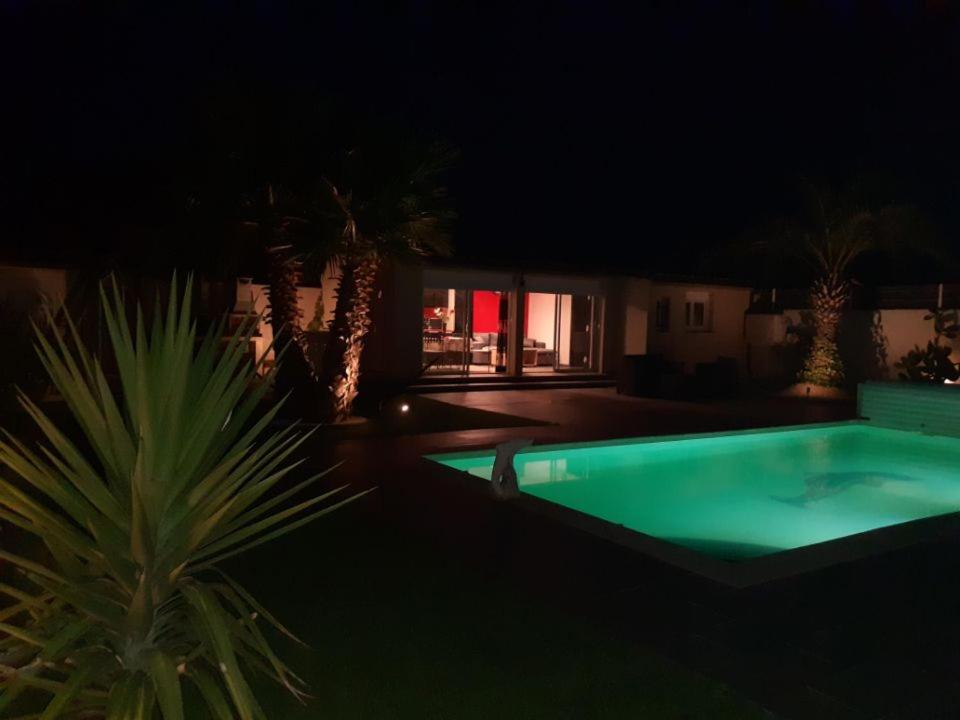 Fotografia z galérie ubytovania Villa Piscine v destinácii Montady