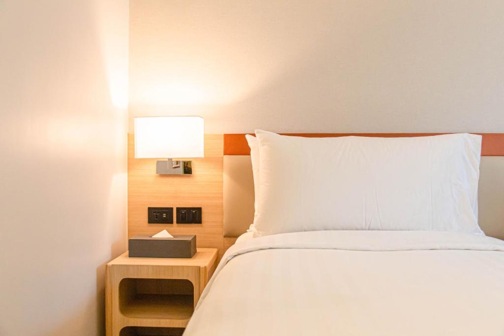 GLOW Mira Karon Beach - 11