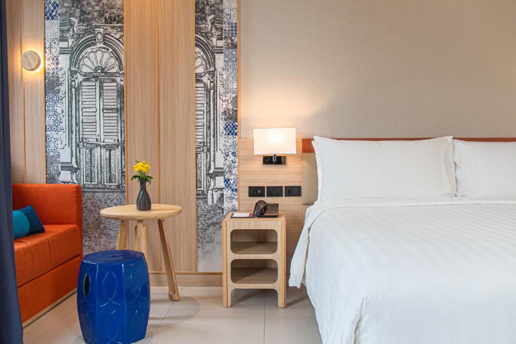 GLOW Mira Karon Beach - 13