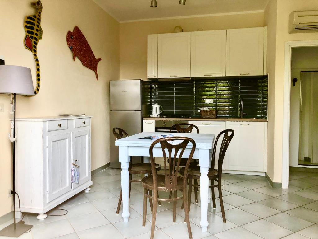 Кухня или мини-кухня в Belvedere Residenza Mediterranea
