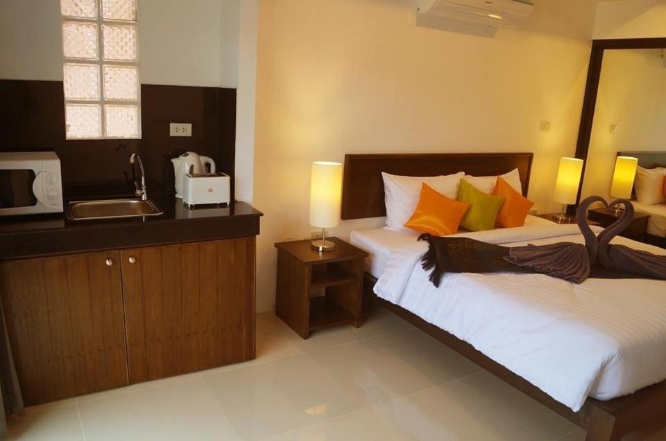 The Seashore Kamala Service Apartment - 8