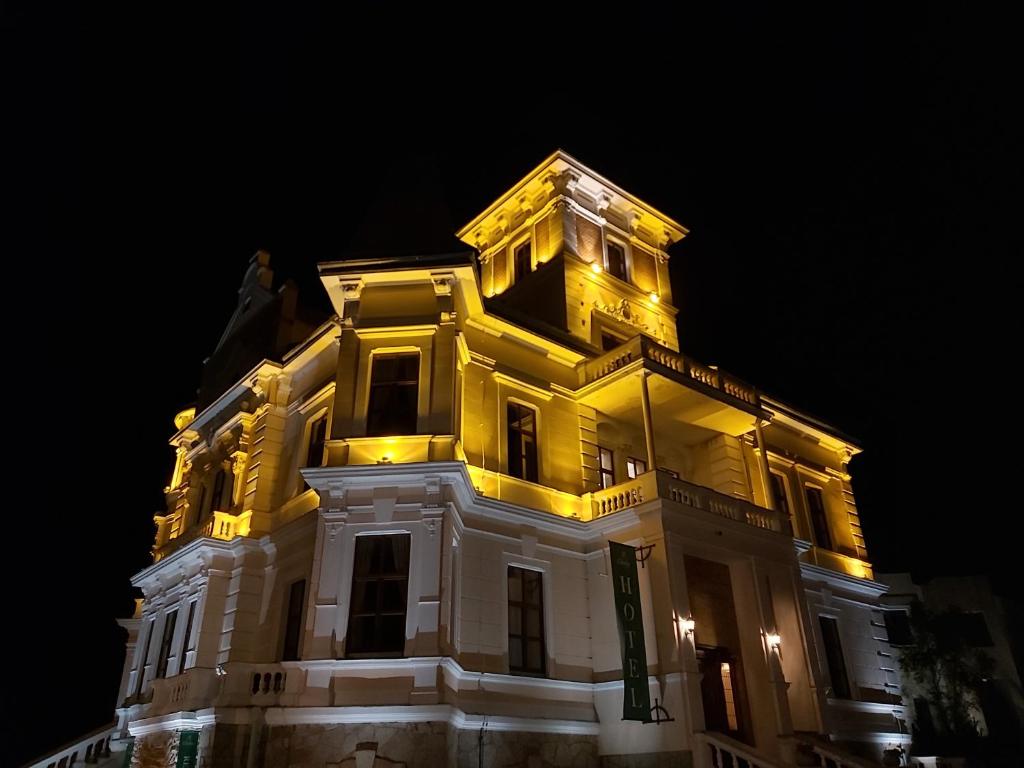 Das Gebäude in dem sich das Hotel befindet