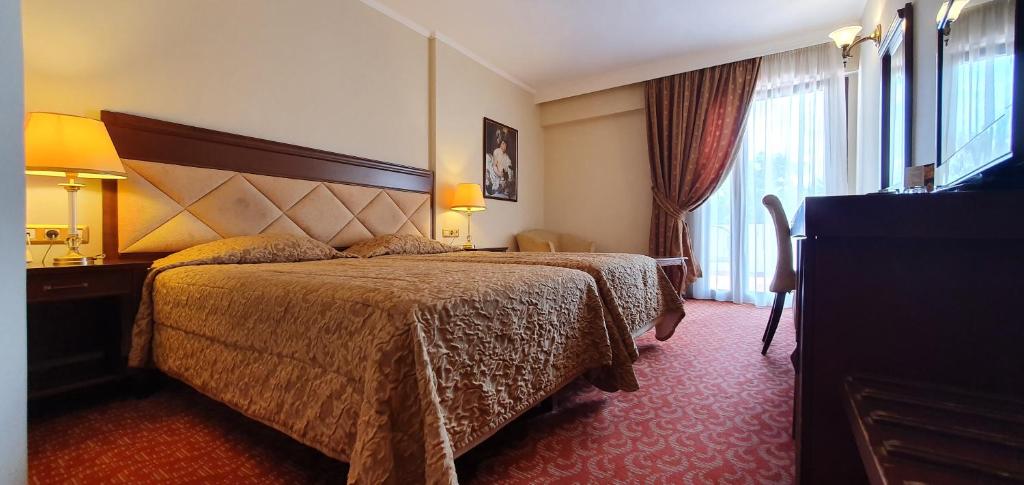 Aeton Melathron Hotel - 3