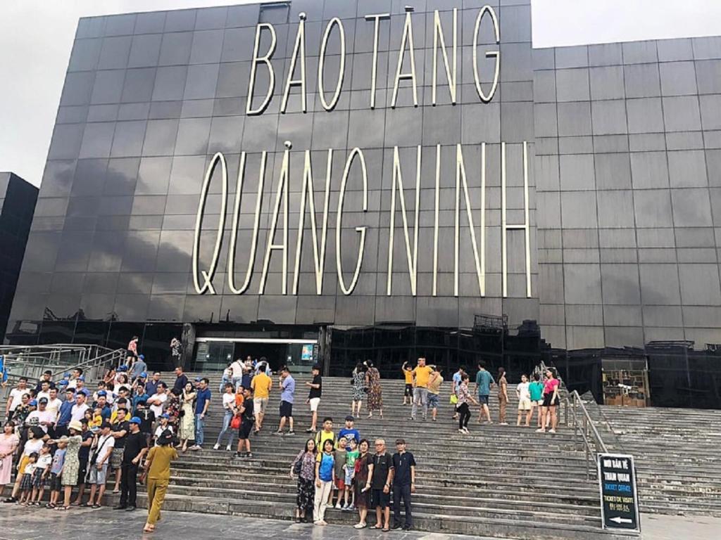 Harmony HaLong Hotel - 4