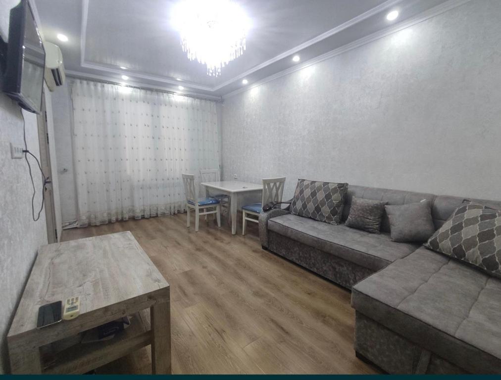 Hudojnik - Housity