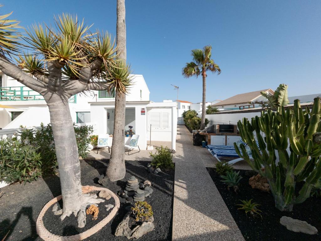 Vonkajšia záhrada v ubytovaní Villa La Maja Beachfront