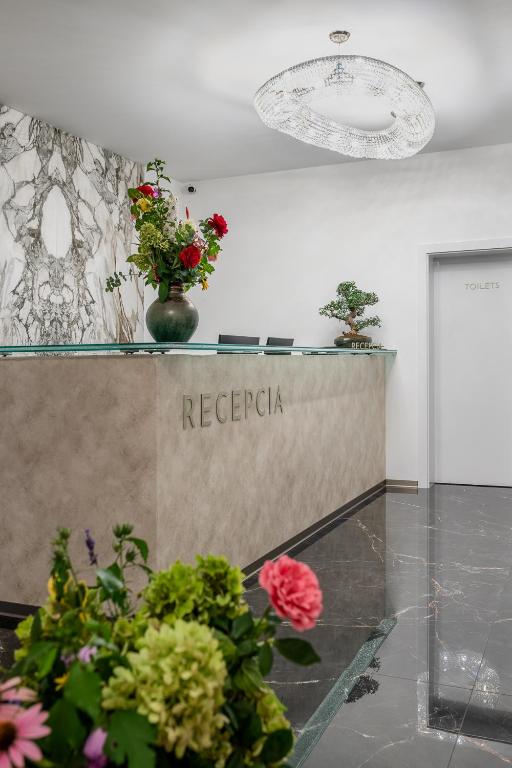 Hotel ZEMPLEN - Resim 16