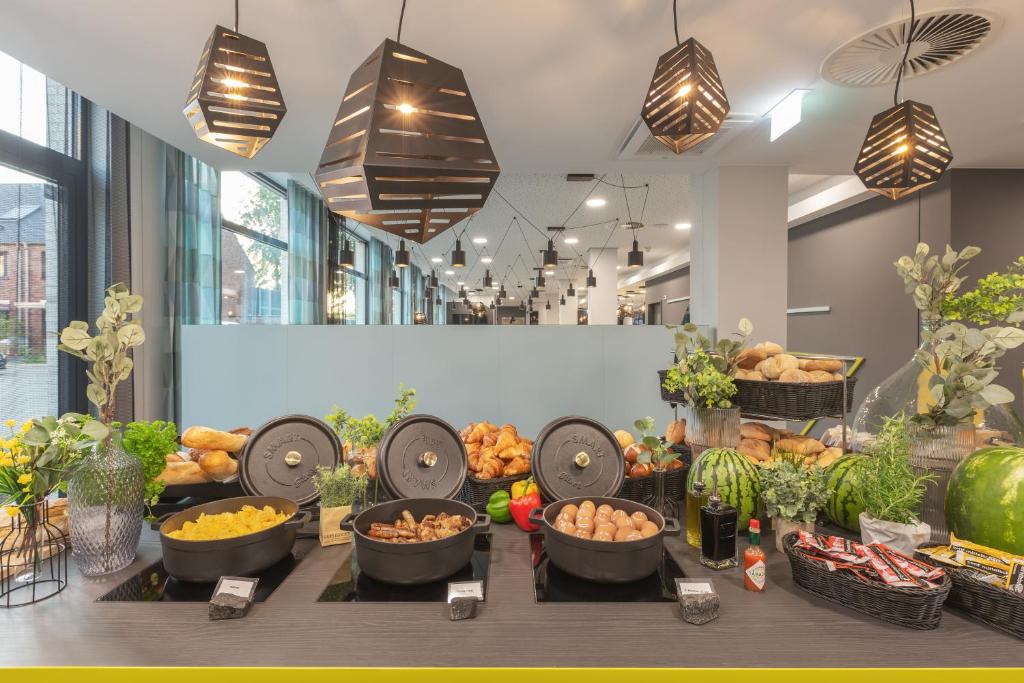 Holiday Inn - the niu, Seven Dusseldorf Ost by IHG - Resim 26