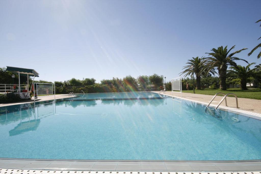 The swimming pool at or close to Camping Playa y Fiesta