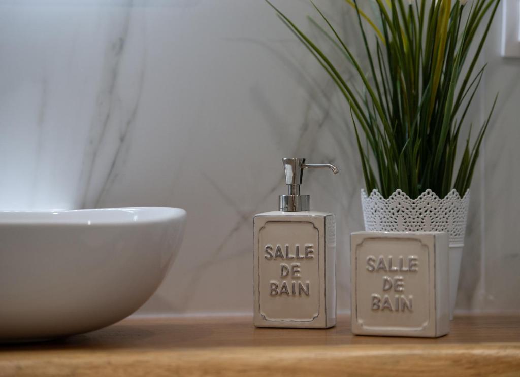 Imagine Luxury Suites - 5