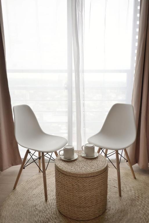 Quince Studio w/ Balcony Orochi Staycation PH at Loop Tower CDO - Studio Avec Vue Sur La Mer