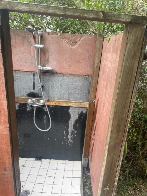 Zdjęcie z galerii obiektu Bungalow confortable proche de la mer w mieście Linguizzetta