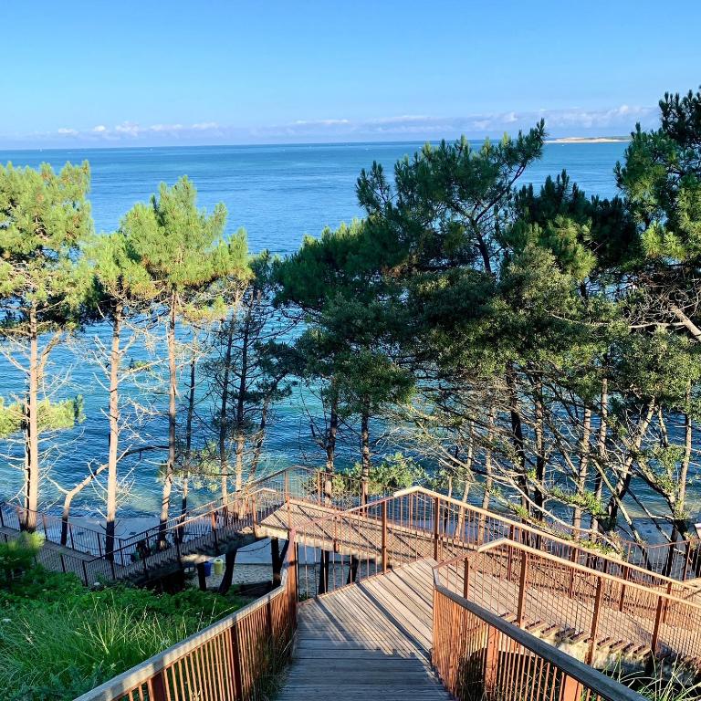 Zdjęcie z galerii obiektu La Grande Suzette, à 2min à pied de la plage ! w mieście Lanton