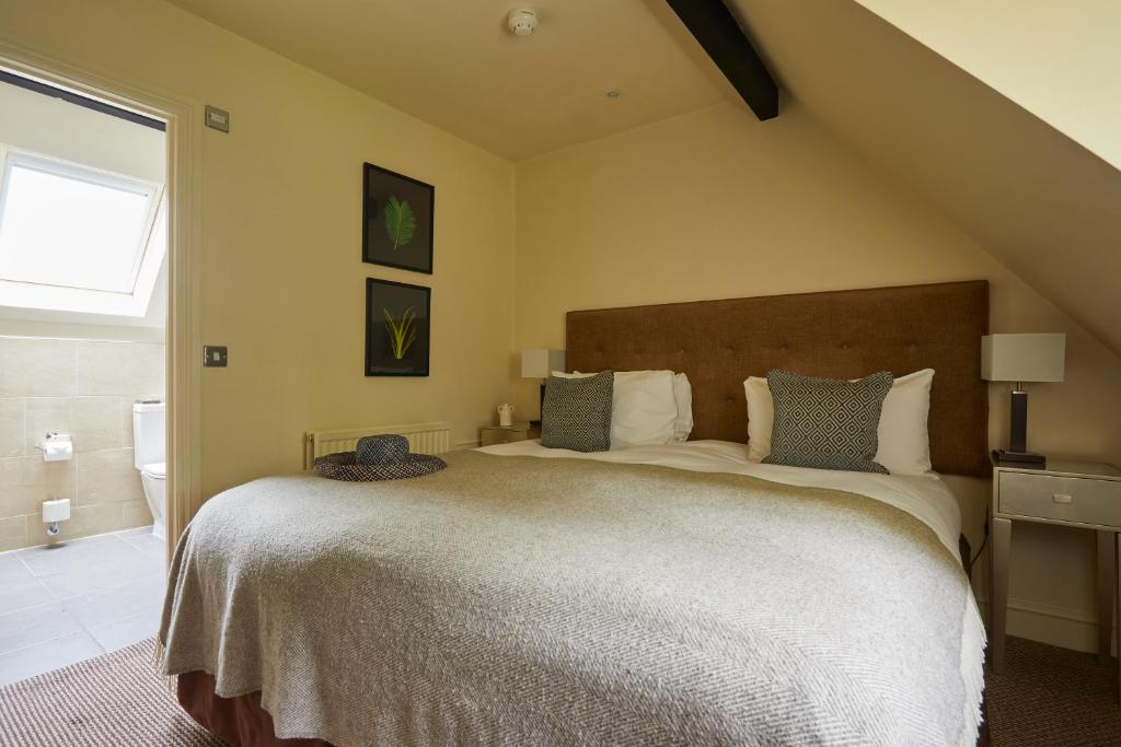 The Slaughters Country Inn - 