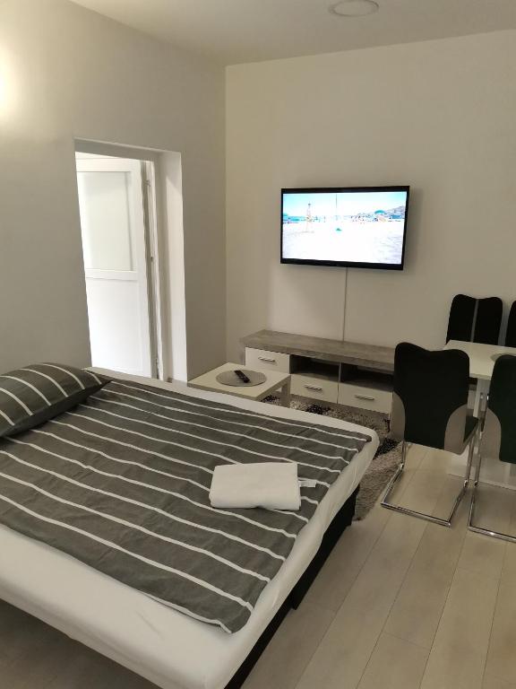 Apartments Petrova170 - 8