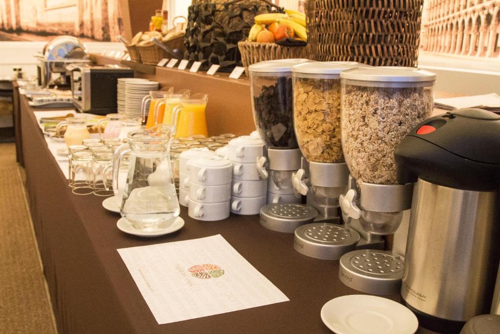 Comida no hotel ou em algum lugar perto
