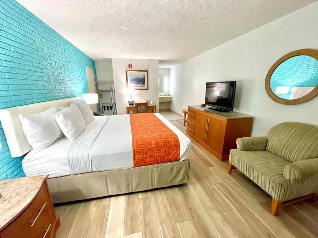 Inn at Atlantic City Hotel & Banquet - King Room - Disability Access/Non-Smoking