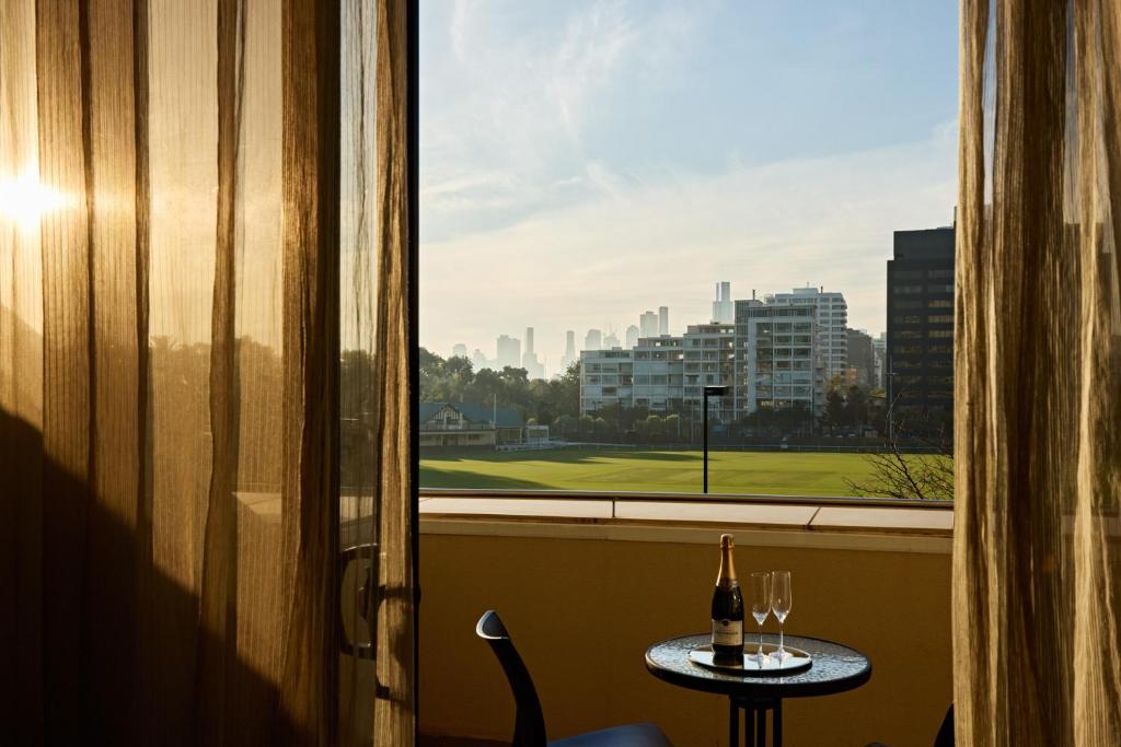View Melbourne - King Room Met Uitzicht Op De Stad En Het Balkon