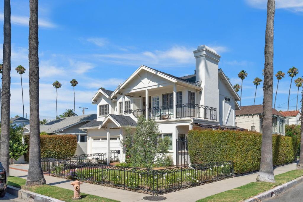 Vacation Home Belmont Heights Hideaway, Long Beach, CA