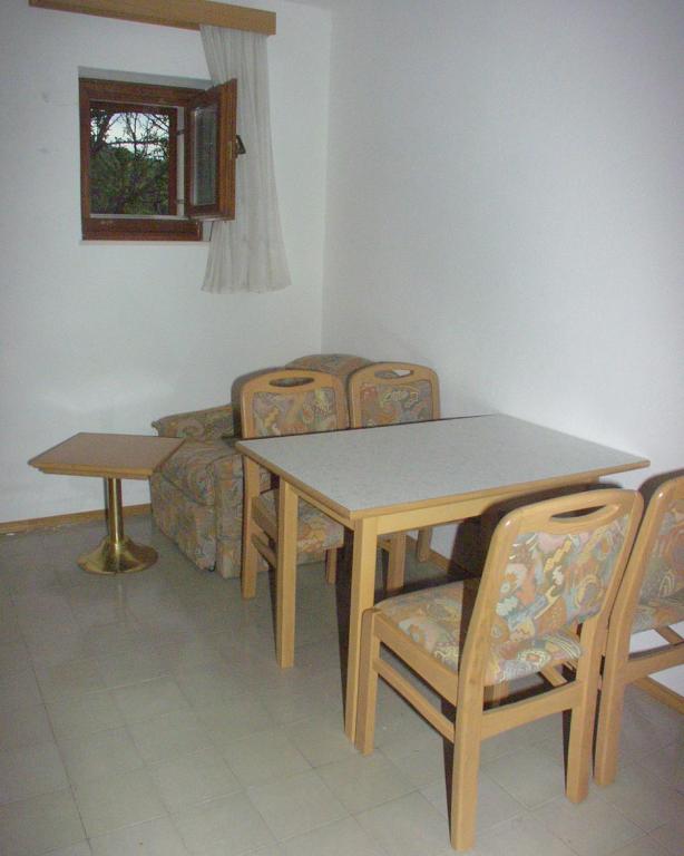 Fotografie z fotogalerie ubytování Apartments with a parking space Pucisca, Brac - 756 v destinaci Pučišća