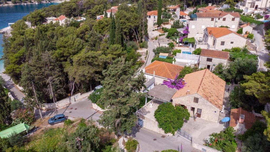 Fotografie z fotogalerie ubytování Apartments by the sea Sumartin, Brac - 758 v destinaci Sumartin