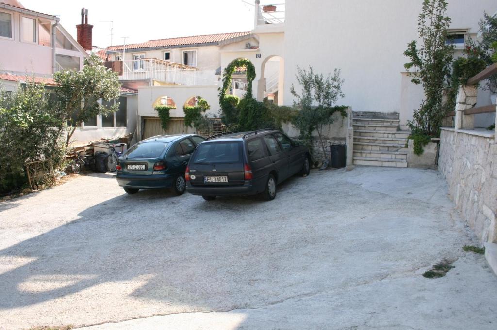 Fotografia z galérie ubytovania Apartments by the sea Duce, Omis - 955 v Omise