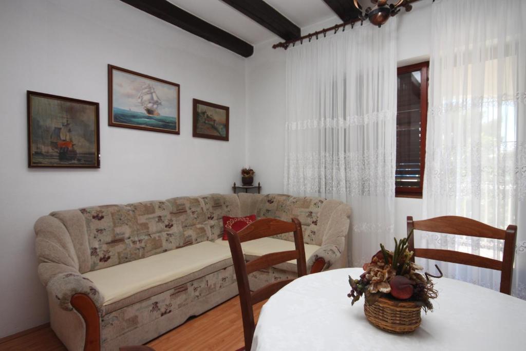 Posezení v ubytování Apartments by the sea Biograd na Moru, Biograd - 858