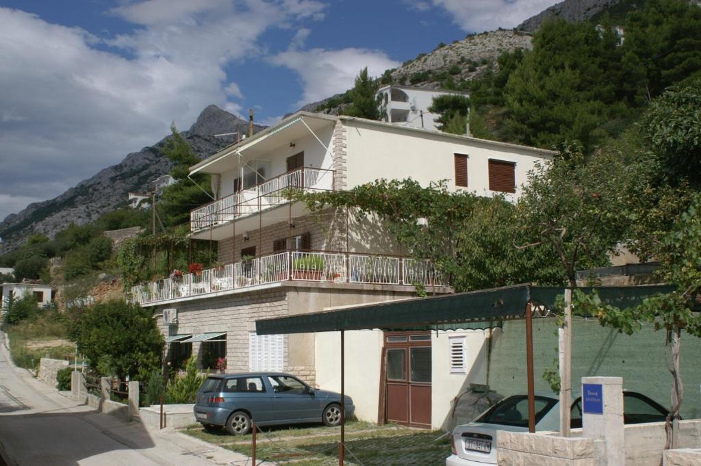 Výhľad na hory alebo výhľad na hory priamo z apartmánu