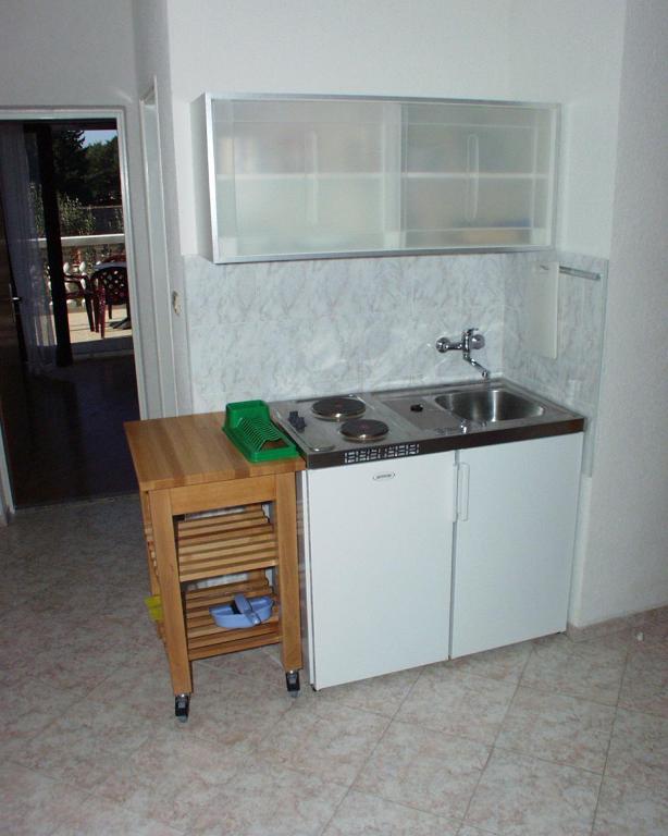 Kuchyň nebo kuchyňský kout v ubytování Apartments by the sea Drage, Biograd - 851