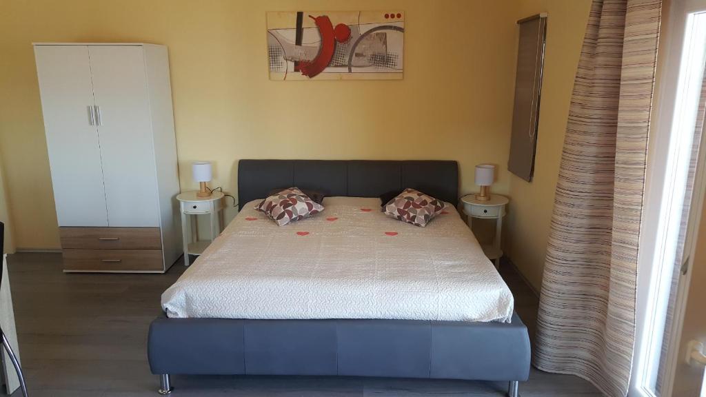 Posteľ alebo postele v izbe v ubytovaní Apartments by the sea Sali, Dugi otok - 890