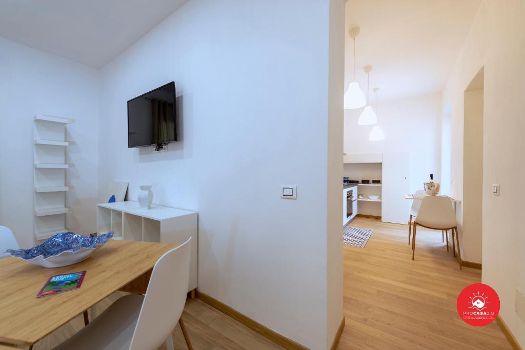A television and/or entertainment centre at Casa di Francy