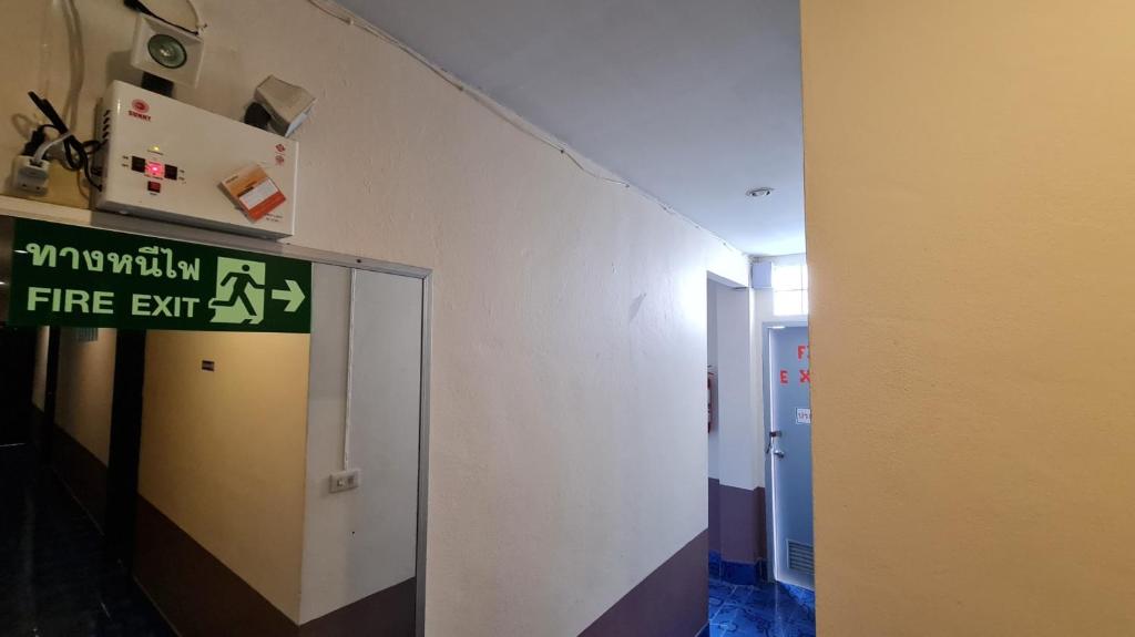 Vech Guesthouse Patong - Resim 14