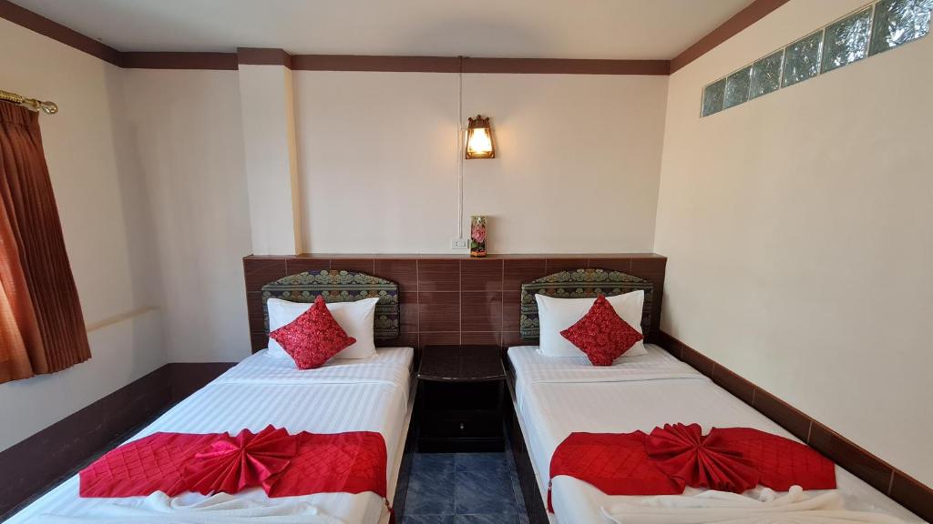 Vech Guesthouse Patong - Resim 27