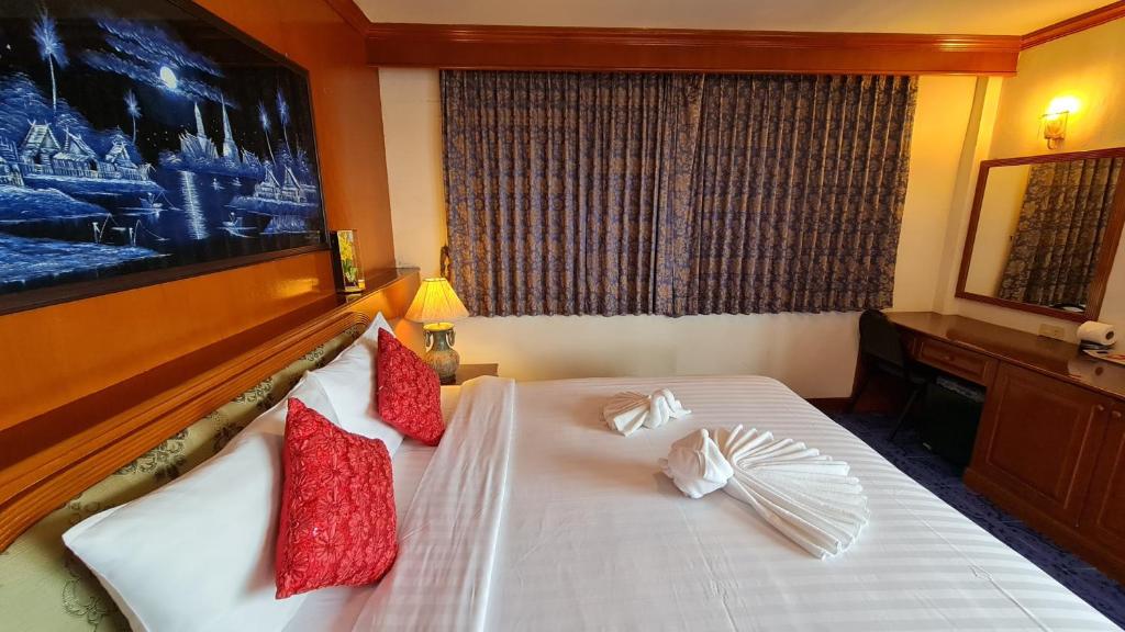 Vech Guesthouse Patong - Resim 34