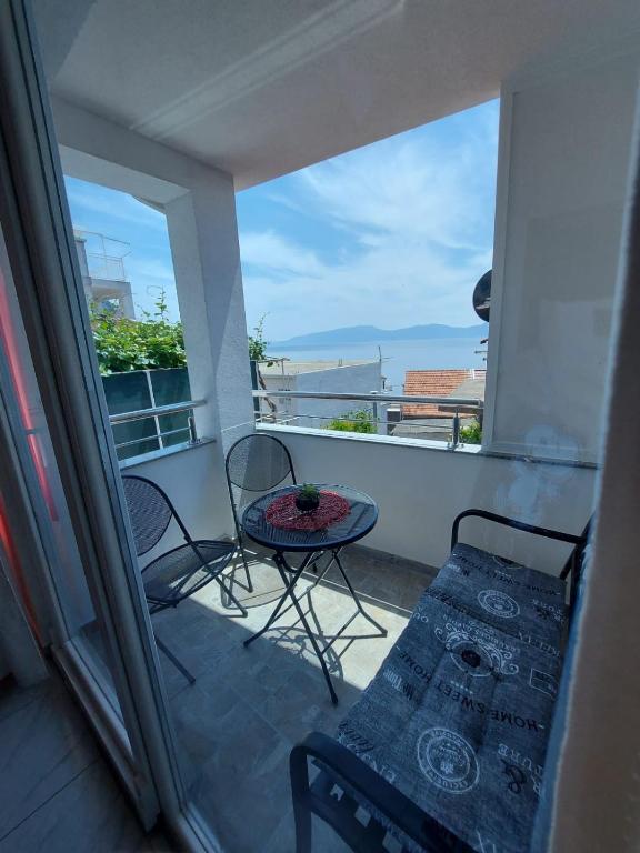 Fotografia z galérie ubytovania Apartments by the sea Gradac, Makarska - 18877 v destinácii Gradac