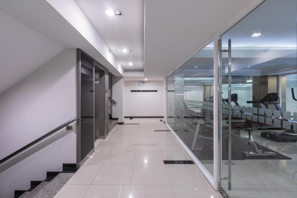 Cubic Pratunam - Resim 18