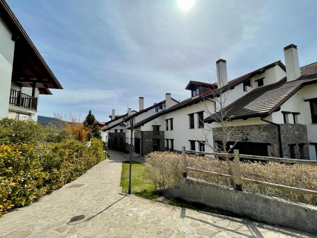 APARTAMENTO JACA BADAGUÁS, Badaguás – Precios actualizados 2022