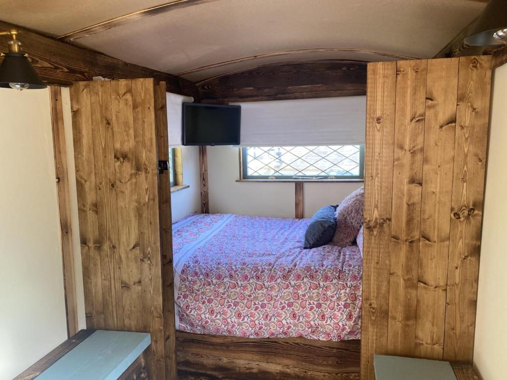 Modern Shepherd's Hut at St Anne's - Camera Doppia Con Bagno In Comune