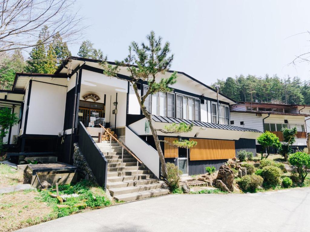 Budova, kde se ryokan nachází