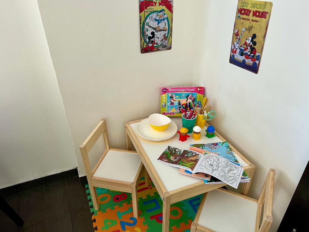 Posezení v ubytování Grand Petit Hotel ex Shato Gesson