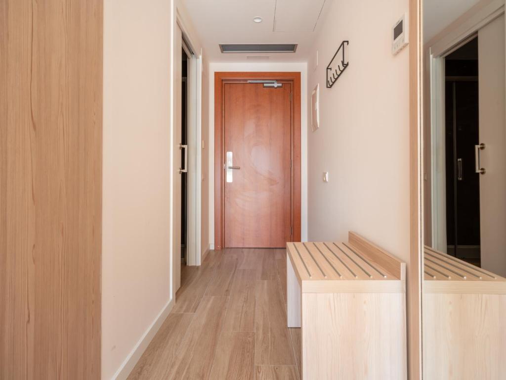 Limehome Barcelona Carrer de Besalú 82 - Resim 21