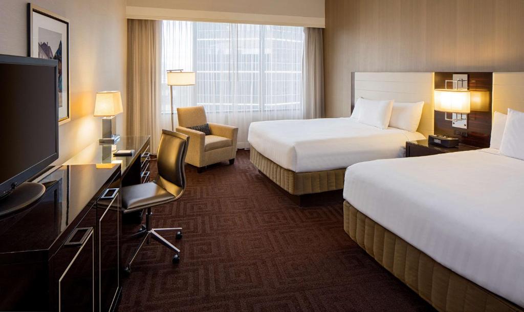 Hyatt Regency New Orleans - Комната королевы с двумя кроватями королевы и видом на город