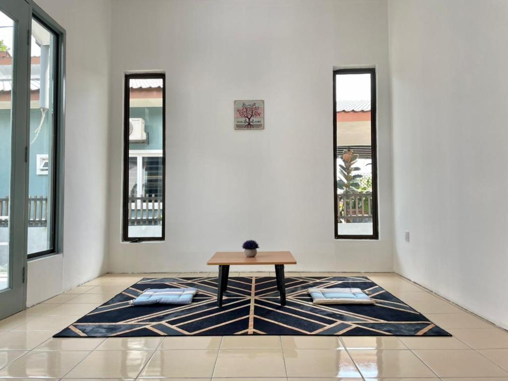 Χώρος καθιστικού στο Inderaloka Villa 23B Free Parking