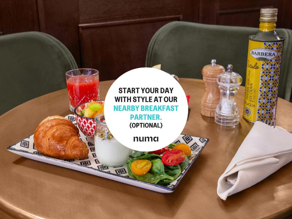 Numa Rome Portico - Resim 14