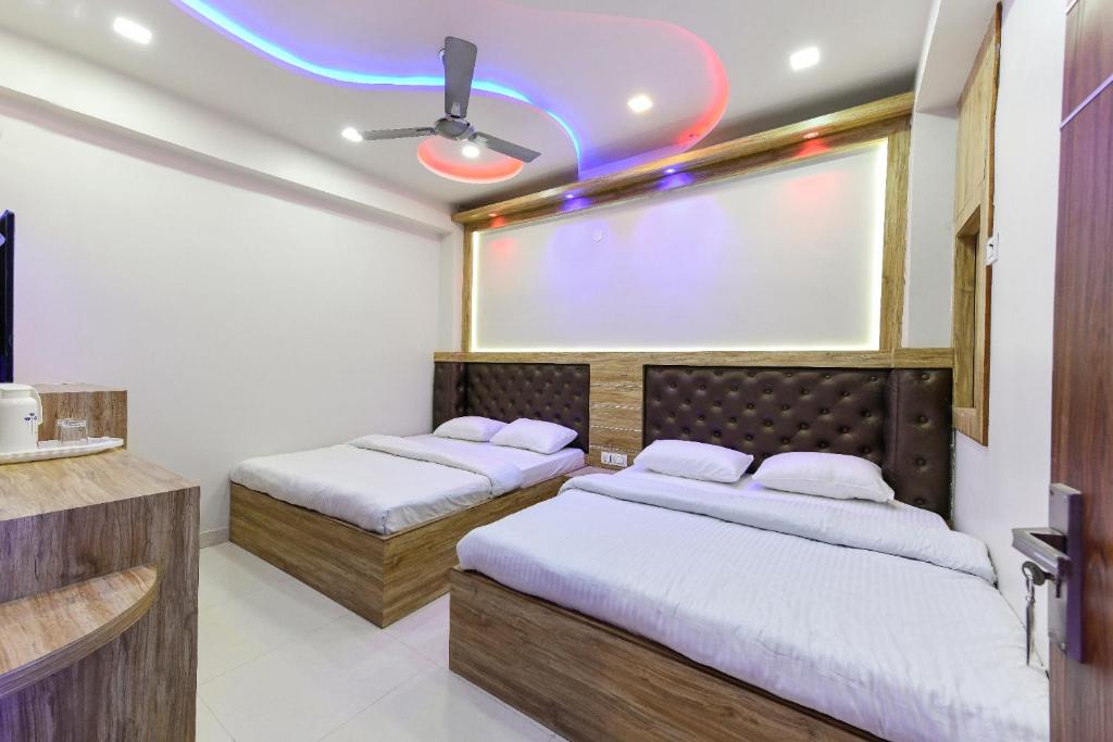 HN Palace homestay - Family Room With Bathroom