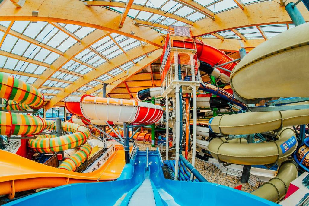 Aqualand Cestlice (Aqualand Čestlice, Aqualandu Čestlice, mělkou vodou, bazén mělkou) Aqualand Cestlice